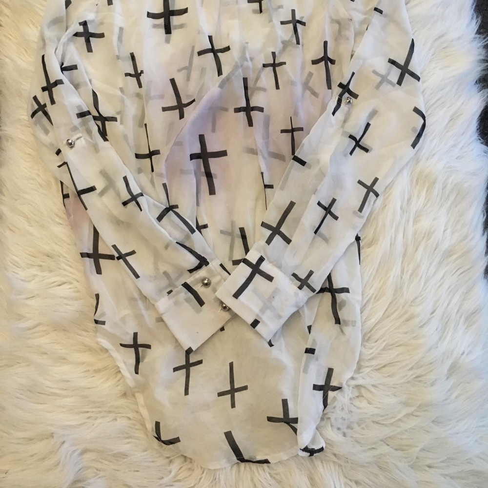Sheer Cross Print Button Down - Picture 9 of 9